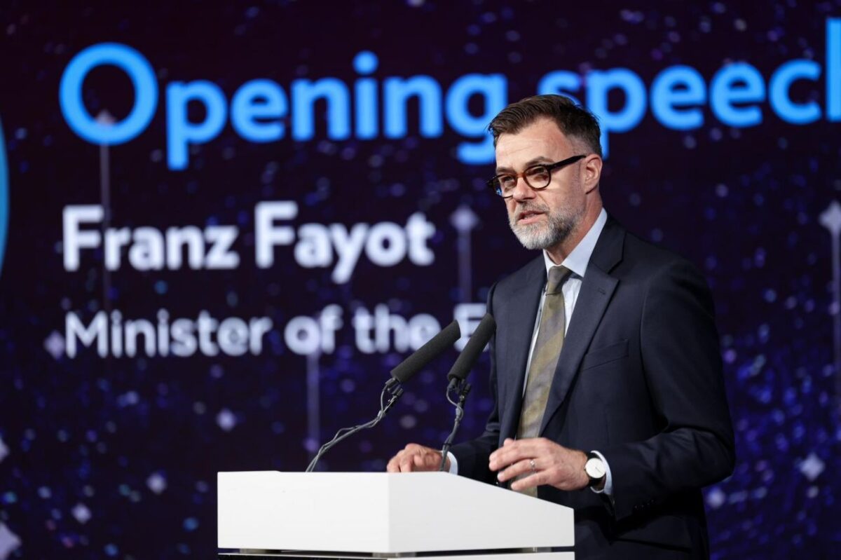 Franz Fayot, Minister of the Economy, during the Graduate Showcase 2023 of the Fit 4 Start programme